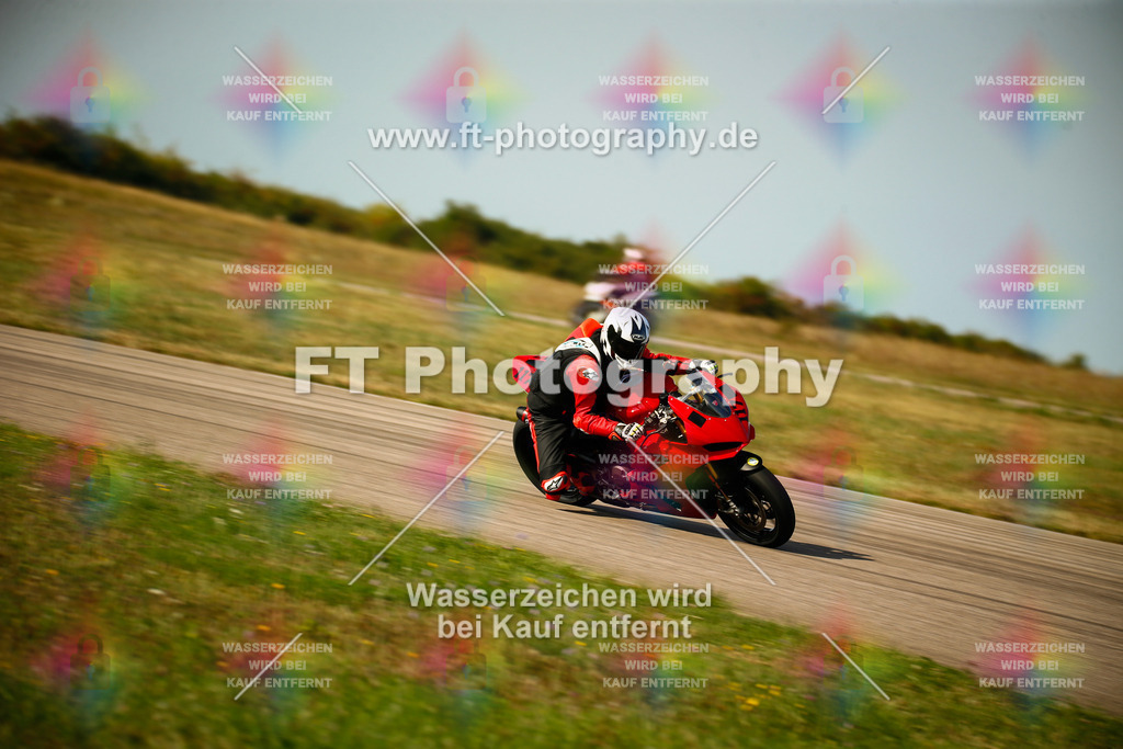 _MOT5888 | Hier findet Ihr Bilder von Touristenfahrten auf der Nürburgring Nordschleife oder von anderen Veranstaltungen die ich besucht habe. Viel Spass beim Durch Schauen 