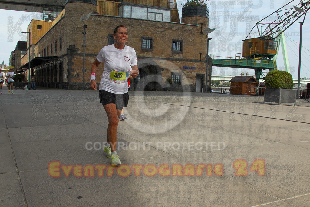 250920_1334_EV4_6113 | Sportfotografie im Rhein-Sieg Kreis, Köln, Bonn, NRW, Rheinland Pfalz, Hessen, etc. Unser Tätigkeitsfeld umfasst den Laufsport vom Volkslauf über den Marathon, Duathlon, Triathon bis zum Ultralauf wie Kölnpfad Ultra oder Schindertrail.