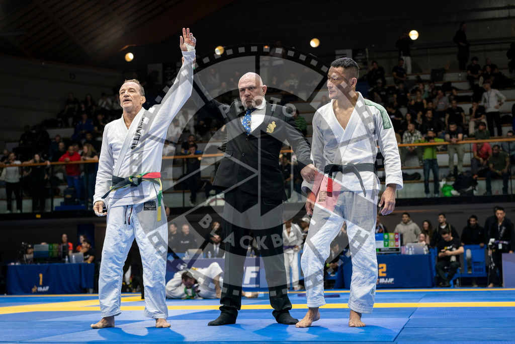 20240125PBB01684 | Fighters compete during the sixth day of the Brazilian Jiu-jitsu European Championship of the IBJJF in Paris, France, on January 25, 2024.