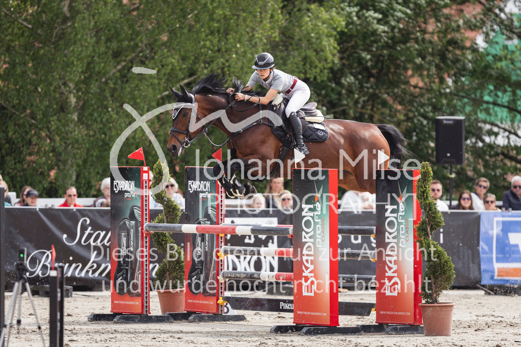 260509_PfSpTa_5_L-Spr-557 | Deine schönsten Turniermomente als professionelle Fotos! Entdecke hochwertige Pferdesport-Fotografie im Online-Shop. Jetzt Fotos finden & bestellen!