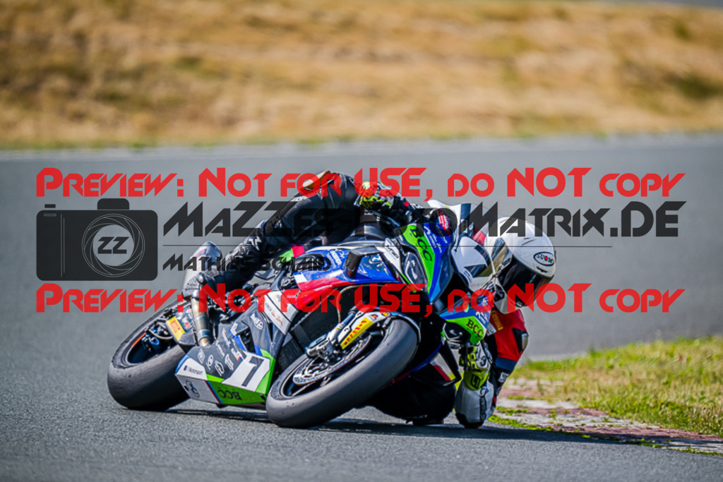 MaZZes_FotoMatrix_220722_7126 | IDM1000