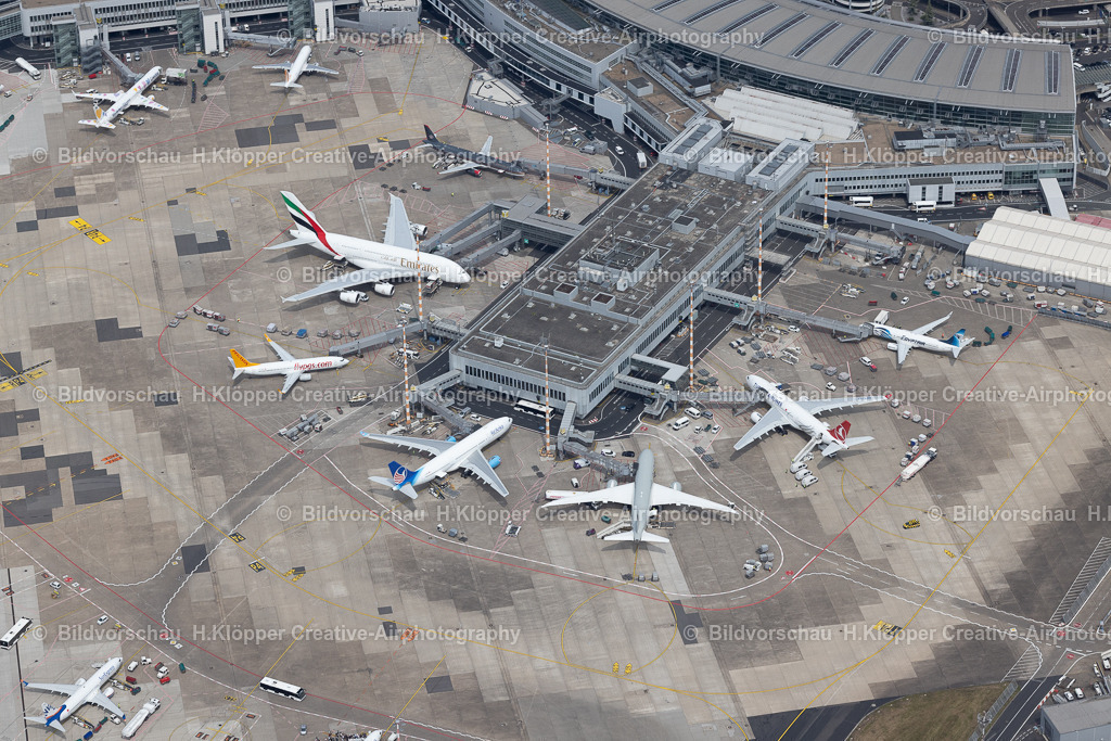 Lufbilder Düsseldorf-5700 | Luftbildfotografie und Luftbildfotograf Hermann Klöpper - Realized with Pictrs.com