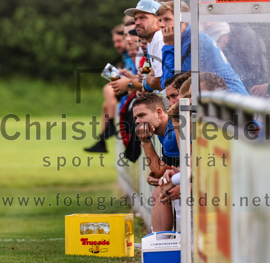2023-07-28_027_FC_Eitting_gegen_FC_Moosburg | Eitting, Deutschland, 28.07.2023:
Fußball, Kreisliga 2023 / 2024, 1. Spieltag, FC Eitting gegen FC Moosburg, Endergebnis: 1:1

Foto: Christian Riedel / fotografie-riedel.net