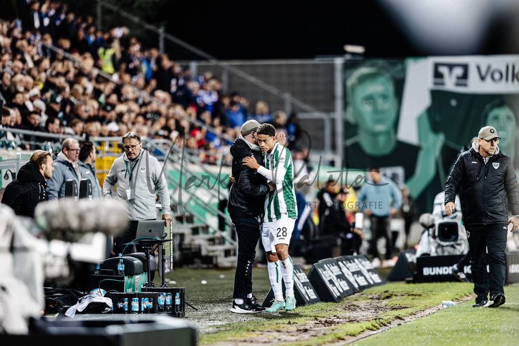 2. Bundesliga, Saison 2024/25, 7. Spieltag: SC Preußen Münster - FC Schalke 04 | Münster, 28.09.2024: 2. Bundesliga, 7. Spieltag, SC Preußen Münster gegen FC Schalke 04 im LVM-Preußenstadion in Münster. Foto: sportfotografie.ms | Markus Paletta - Realisiert mit Pictrs.com