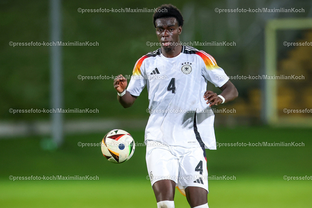 WUP14102402152 | 14.10.2024, Fußball, U20 Länderspiel Deutschland - Ghana, Stadion am Zoo, Wuppertal, Saison 2024 2025: Joshua Quarshie (GER #4)
