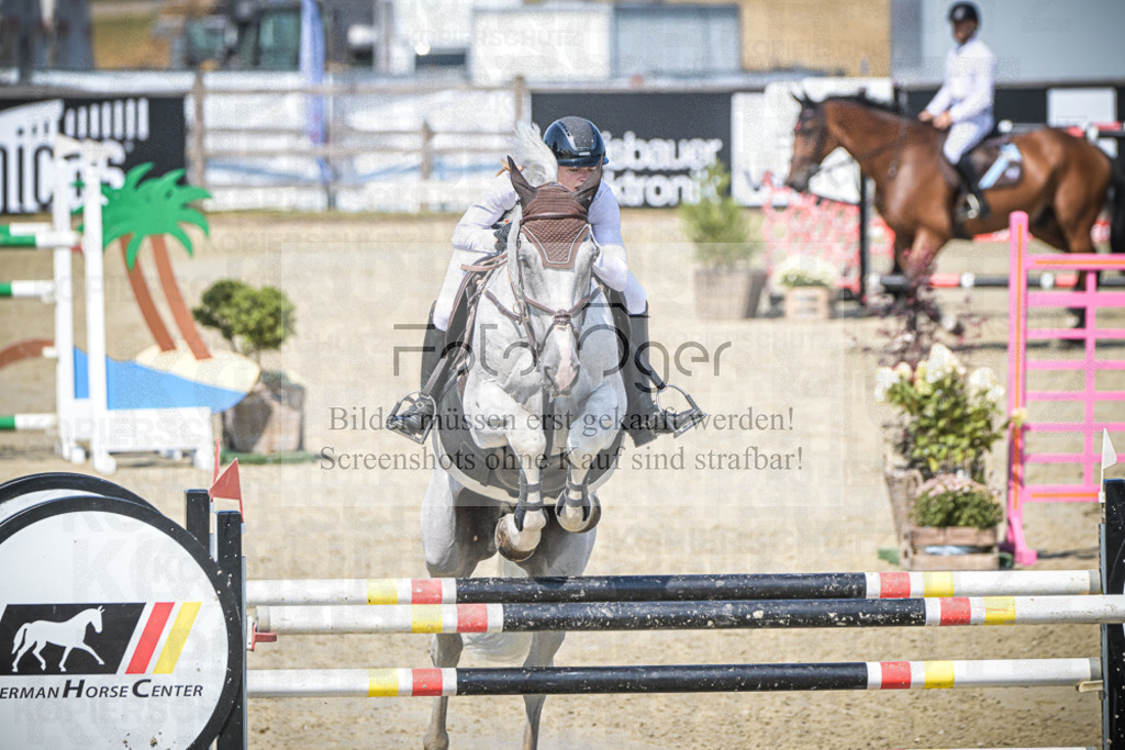 DOS_1497 | Entdecke hochwertige Reitturnierfotos von Foto Oger. Professionell, emotional und authentisch – jetzt Lieblingsmomente im Shop bestellen.Deutschlandweite Turnierfotografie. - Realisiert mit Pictrs.com