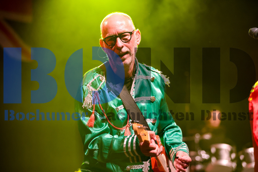 Zeltfestival Ruhr 2024 - Get Back / Beatles Tribute  {date} -  | {headline}(Foto: Sebastian Sendlak / BOND) - Realisiert mit Pictrs.com