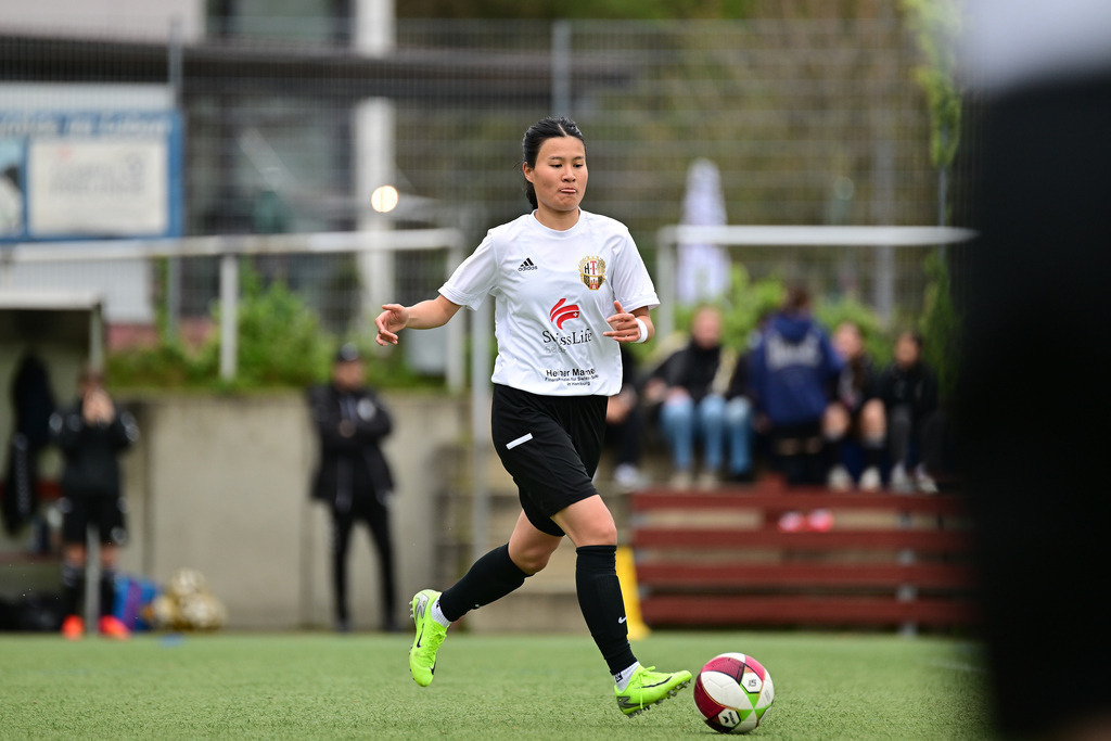 Fußball I Frauen I Saison 2024-2025 I FBZL Ost I 20. Spieltag I Harburger TB - SC Eilbek II | Der Sportfotograf. - Realisiert mit Pictrs.com