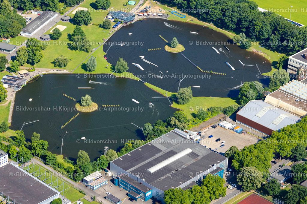 Luftbild Duisburg-4419 | Luftbildfotografie und Luftbilder Duisburg Wasserski Wedau Sprunganlage am Margaretensee im Ensemble der Sportplatzanlagen " Wedau Sportpark " in Duisburg - Realisiert mit Pictrs.com