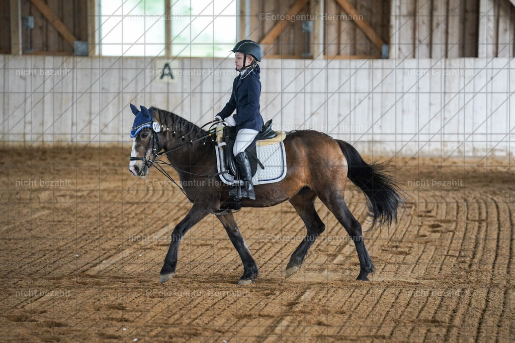 20230521-FAH05852 | Frühjahrsturnier, Landsberg am Lech, 2023, Reitclub Landsberg, Turnierbilder, Fotos Turnier Landsberg, Fotoagentur Herrmann, Turnierfotografen Bayern, Reitsport Fotograf, Pferde Fotograf