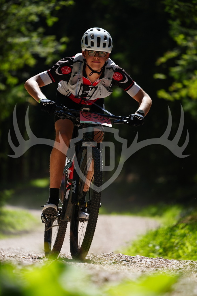 FC102391 | Fotogalerie der Treibjagd im Dunkelwald - Dein MTB Etappenrennen im Erzgebirge - Realisiert mit Pictrs.com