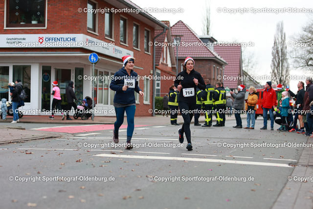 AMLA3827 | Bildershop "Sportfotograf-Oldenburg" mit Fotos von Sportevents in Oldenburg und Umzu. - Realisiert mit Pictrs.com