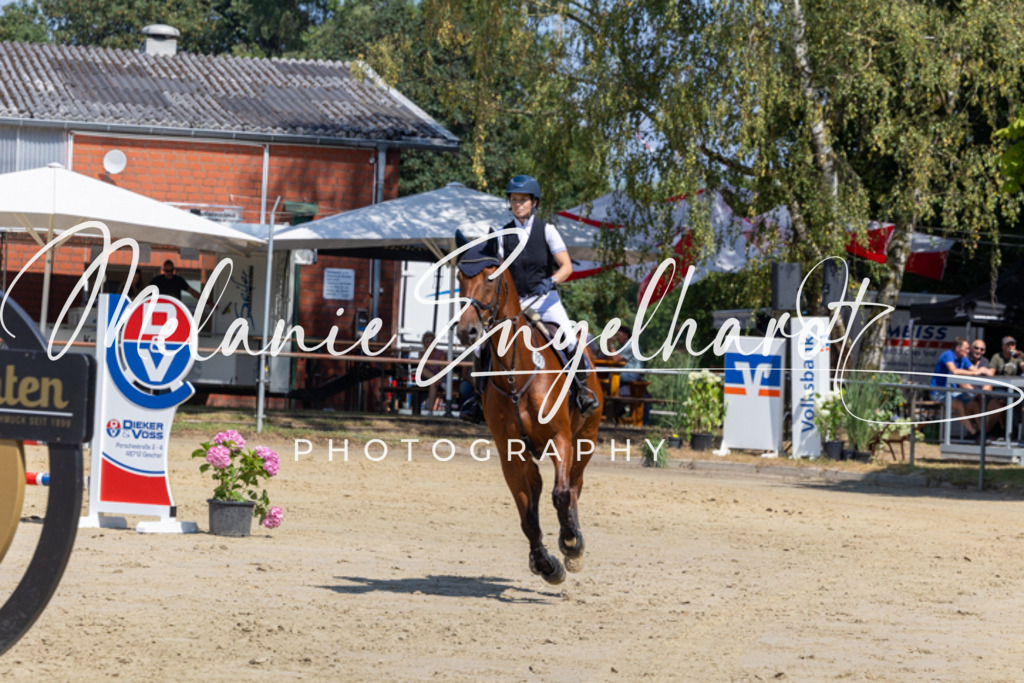 7I8A1172 | melanie-engelhardt-photography - Realisiert mit Pictrs.com