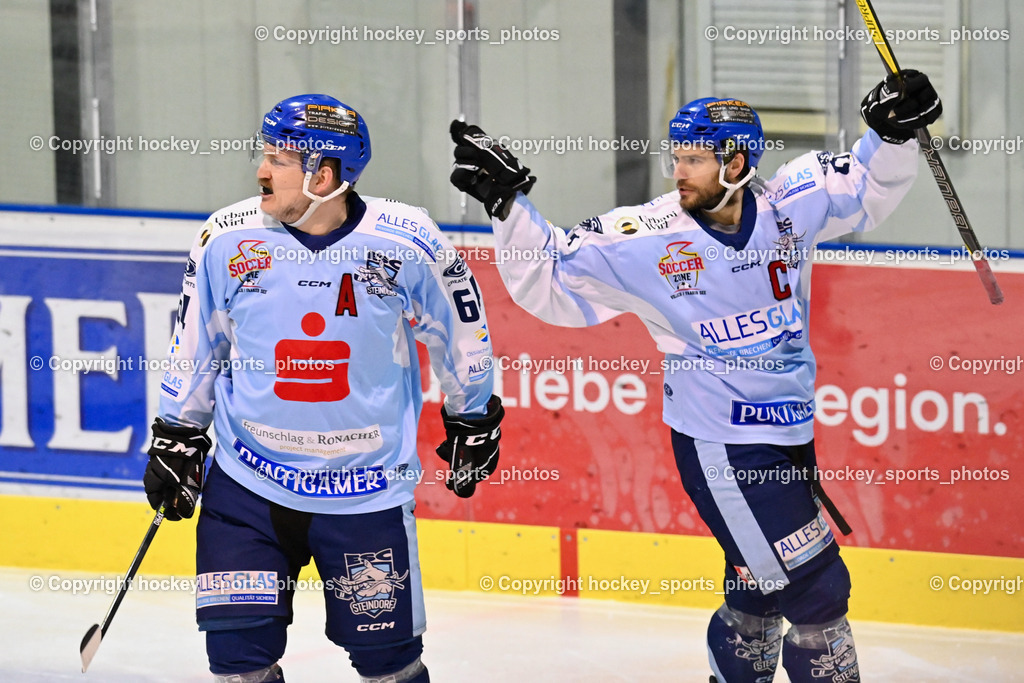 ESC Steindorf vs. SC Hohenems 11.3.2023 | Jubel ESC Steindorf Mannschaft, #64 Stichauner Fabian, #57 Wilfan Franz