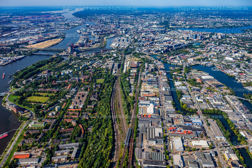 Hamburg_Rothenburgsort_ELS_8125200925 | HAMBURG 20.09.2025 Entwicklungsgebiet "Neuer Huckepackbahnhof der Industriebrache an der Billstraße im Stadtteil Rothenburgsort in Hamburg. // Development area "New piggyback station on the industrial wasteland at Billstrasse in the Rothenburgsort district of Hamburg. Foto: Martin Elsen