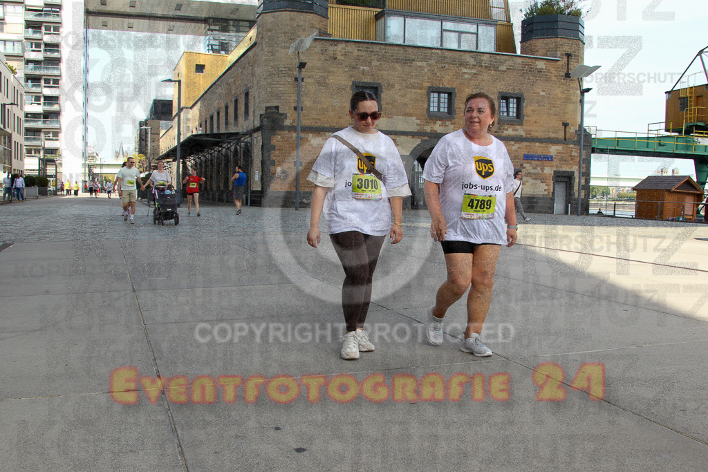 250920_1352_EV4_6821 | Sportfotografie im Rhein-Sieg Kreis, Köln, Bonn, NRW, Rheinland Pfalz, Hessen, etc. Unser Tätigkeitsfeld umfasst den Laufsport vom Volkslauf über den Marathon, Duathlon, Triathon bis zum Ultralauf wie Kölnpfad Ultra oder Schindertrail.