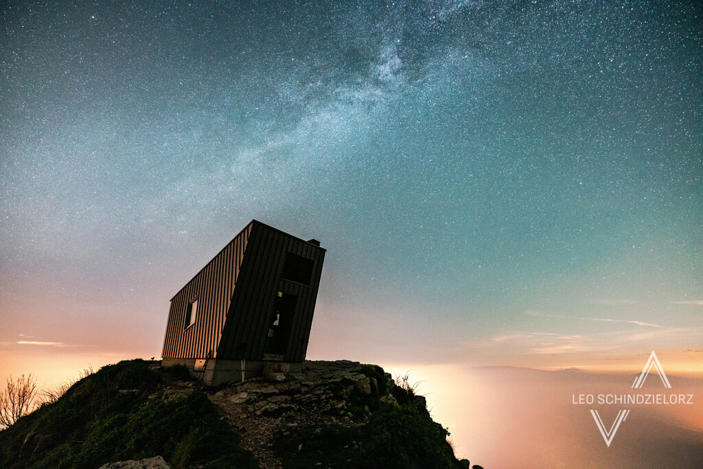 Fotografie_Leo_Schindzielorz_IT_Sommer_Trentino-Suedtirol_Vigolana_20220528_A7R03151_org | Atmosphärische Landschaftsbilder & Drohnenaufnahmen aus dem Allgäu, Tirol, Südtirol & der Schweiz – ideal für Leinwanddrucke & zur stilvollen Raumgestaltung. - Realisiert mit Pictrs.com