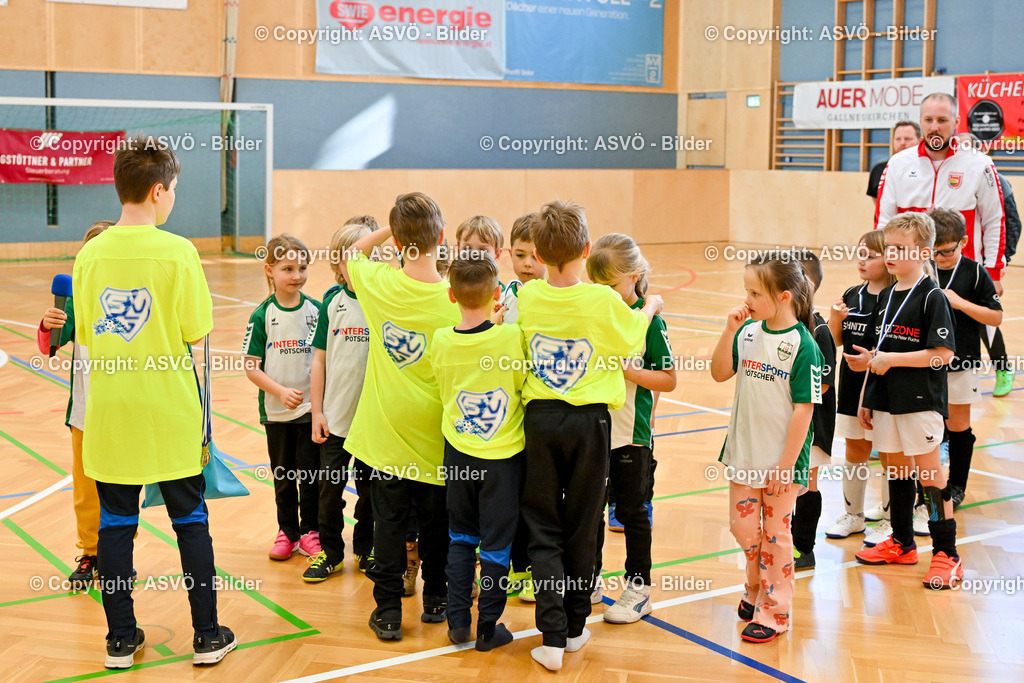 ASVÖ_ Fussballturnier SV Gallneukirchen_ 08.02.2025-124 | 08.02.2025, Gallneukirchen, AUT, ASVÖ, Fussball Nachwuchs Hallenturnier 2025, SV Gallneukirchen im Bild Teilnehmer U 7©Harald Dostal / fodo.media - Realisiert mit Pictrs.com
