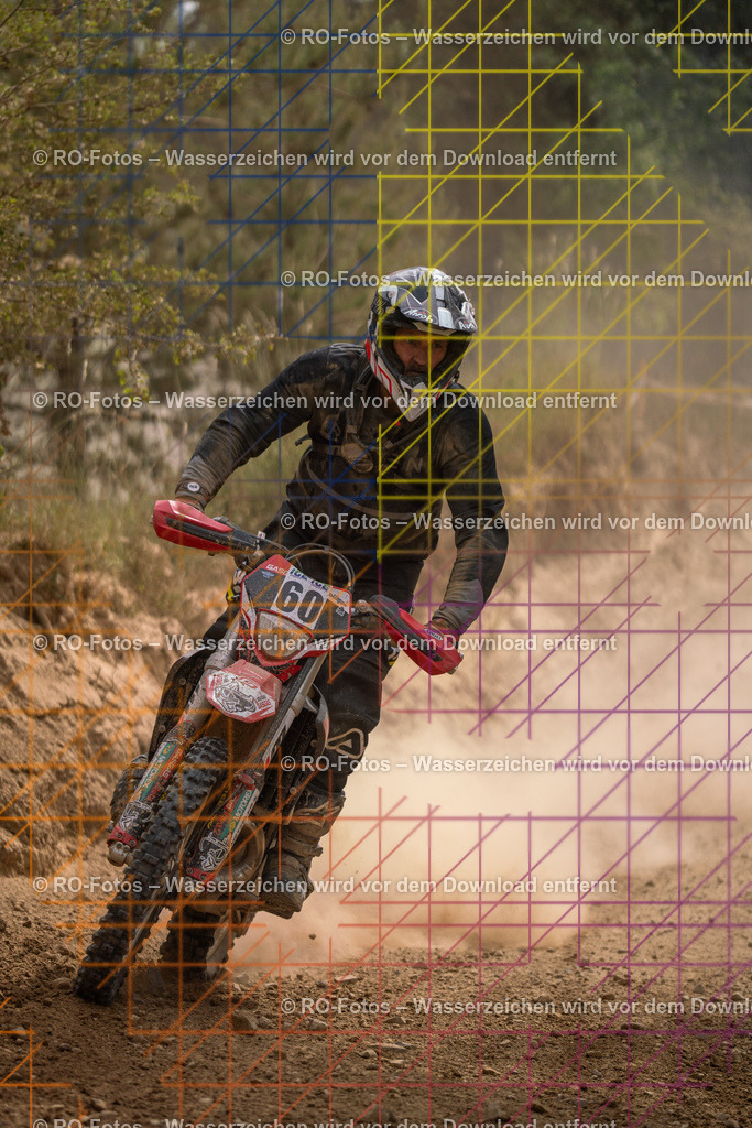 Niederwürzbach 4 Lauf-808 | Sportfotografie von RO-Fotos: Motorsport, Motocross, Enduro, Laufveranstaltungen und Triathlon. Professionelle Fotos von Sportlern und Events. - Realisiert mit Pictrs.com