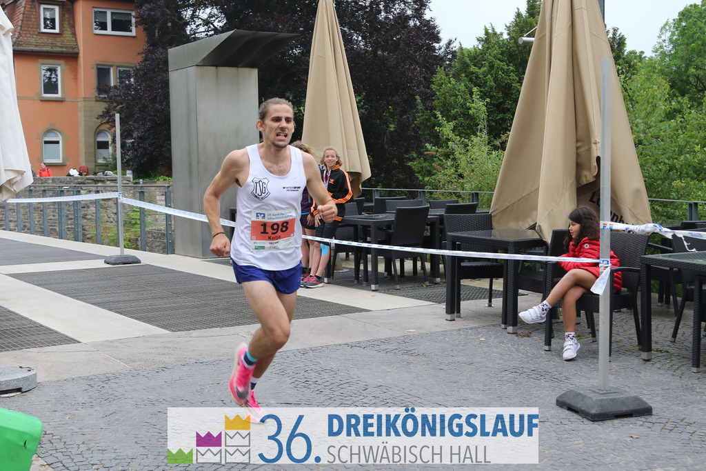 VR Bank Hauptlauf 10km | 3königslauf 2022 VR Bank Hauptlauf - Realisiert mit Pictrs.com