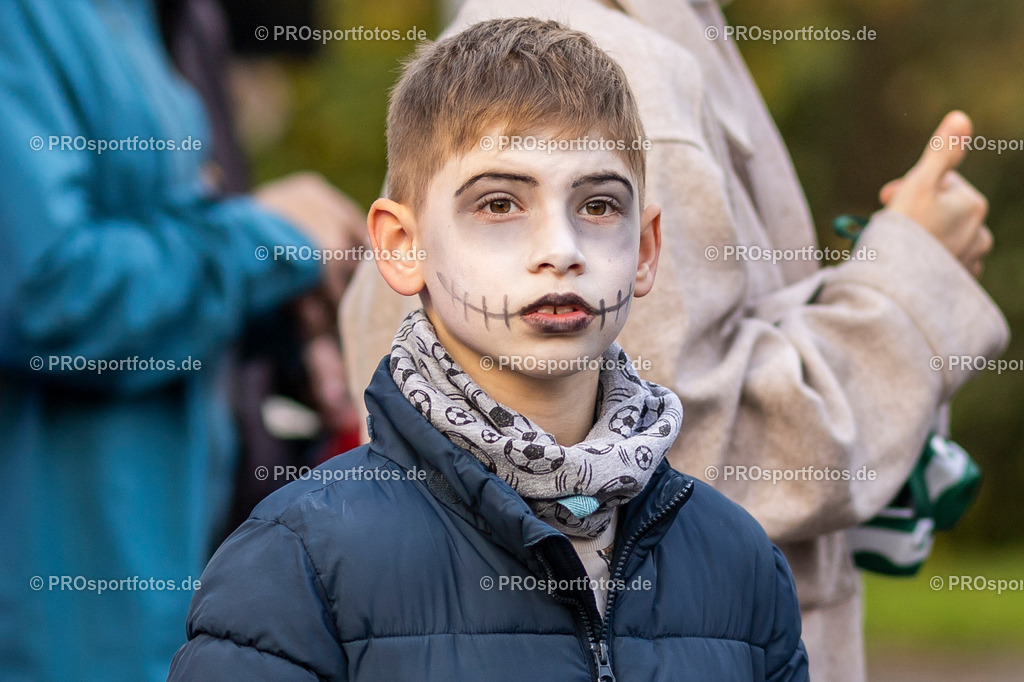 Sparda-Bank Halloween-Run Koeln 2023, 31.10.2023, Forstbotanischer Garten Rodenkirchen, Koeln | Impressionen vom Sparda-Bank Halloween-Run Koeln 2023, 31.10.2023, Forstbotanischer Garten Rodenkirchen, Koeln