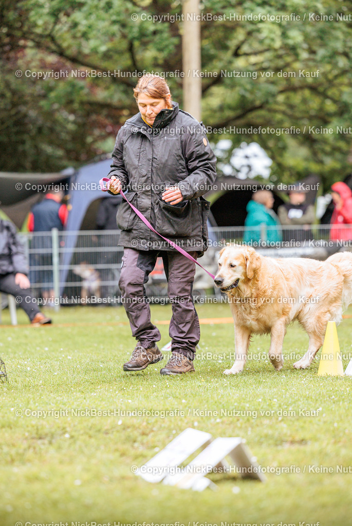 RO-Blumenthal-2026-Nickbest-Hundefotografie-1053 | Dein Hund! Dein Moment! Deine Erinnerungen! Hundefotografie in Bremen Blumenthal. Ich fange die besonderen Momente deines Vierbeiners ein – ob Indoor mit Blitzanlage oder in der freien Natur. Sicher dir dein Moment und dein Termin für eure Erinnerungen.