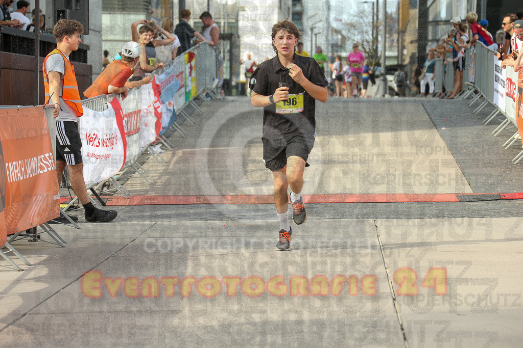 250920_1531_EX1_9808 | Sportfotografie im Rhein-Sieg Kreis, Köln, Bonn, NRW, Rheinland Pfalz, Hessen, etc. Unser Tätigkeitsfeld umfasst den Laufsport vom Volkslauf über den Marathon, Duathlon, Triathon bis zum Ultralauf wie Kölnpfad Ultra oder Schindertrail.