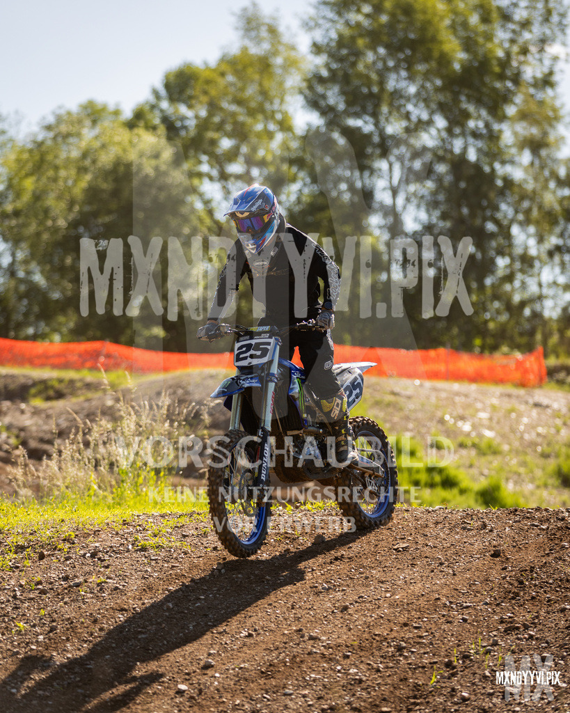 866A0675 | mxndyyvipix