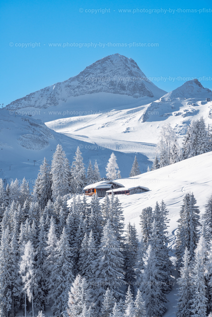 Eggalm Winterwanderweg copyright  Thomas Pfister-10 | PHOTOGRAPHY BY THOMAS PFISTER