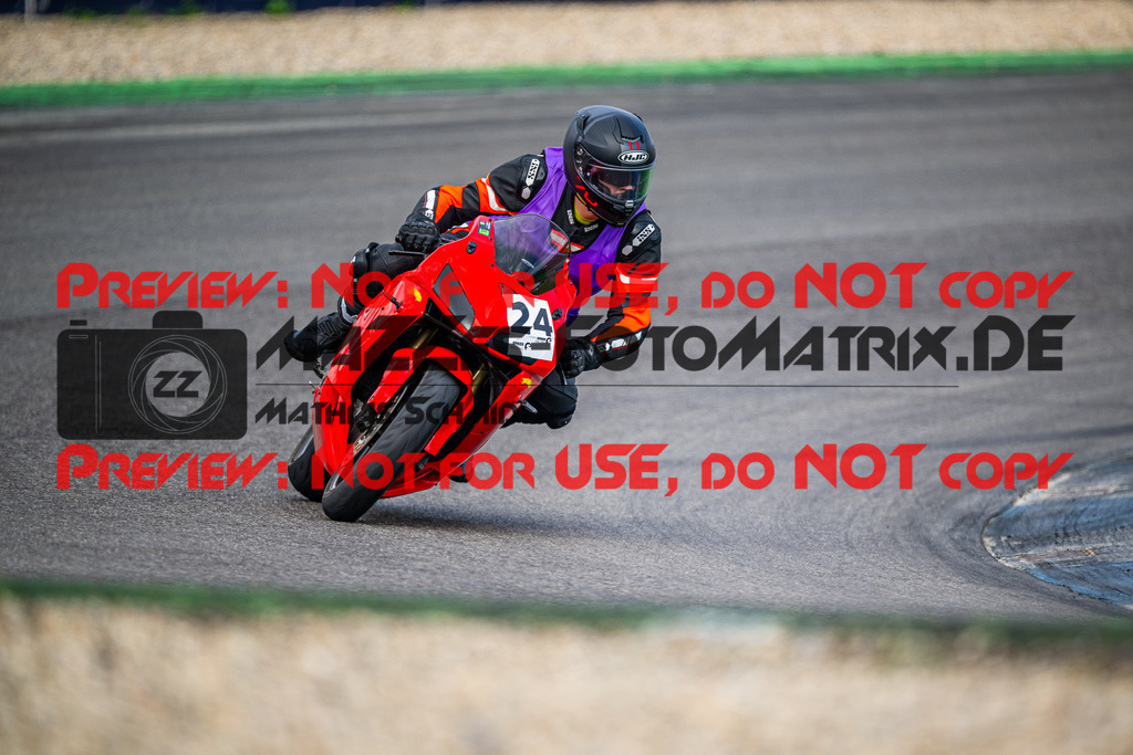 MaZZes_FotoMatrix_240701_6007705_1580 | INST