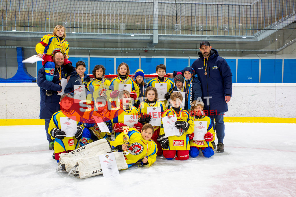 Eishockey | Eishockey, KEHV U10 Abschlussturnier am 17.03.2024 in Ferlach (HTC Eissporthalle), Austria, (Photo by Ernst Krawagner sport-fan.at) - Realisiert mit Pictrs.com