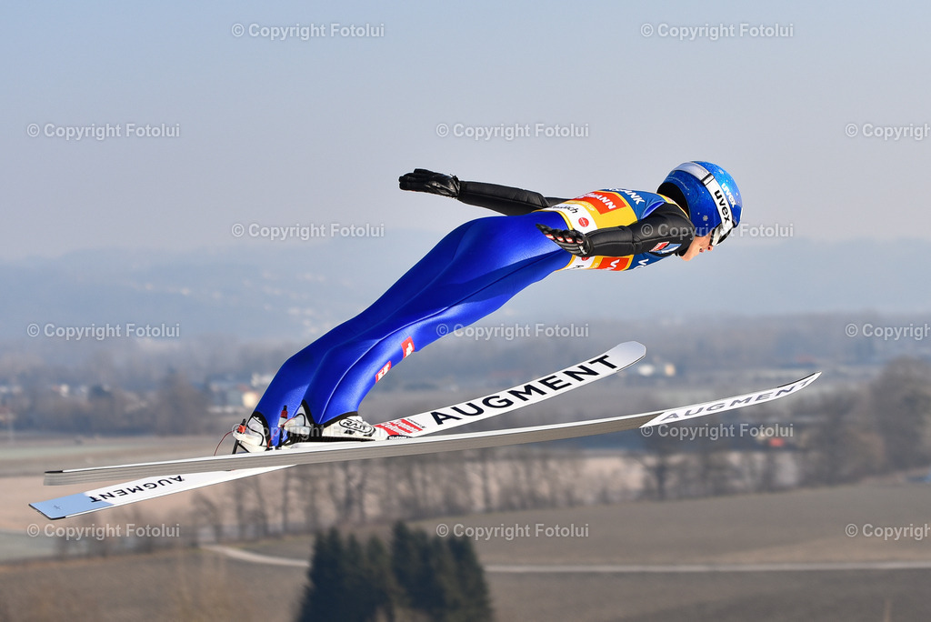 A_LUI_20230210_0044 | HINZENBACH, AUSTRIA, NORDIC SKIING, WOMEN TEAM-SKI JUMPING - FIS WORLD CUP 
IM BILD:   Eva Pinkelnig (AUT)               

FOTO:FOTOLUI/UW