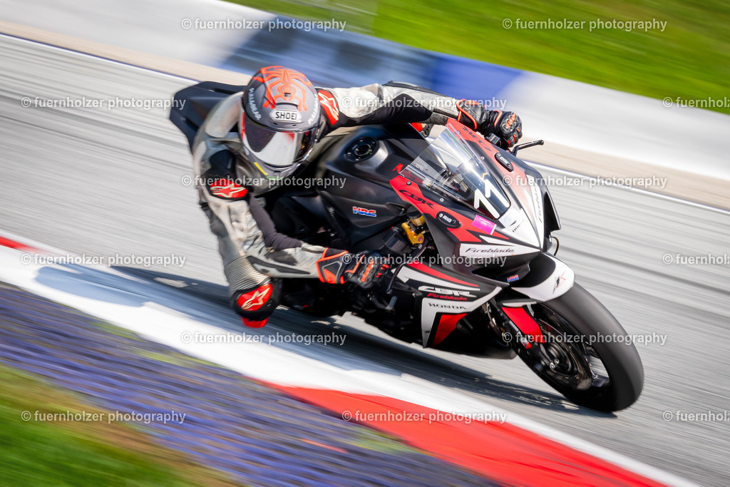 fuernholzer_Harz_230826_269_orig | 26.8.2023 Sport, Red Bull Ring, Spielberg, Racing Days - Rupert Hollaus Rennen 2023, #11 .

Copyright Carsten Harz