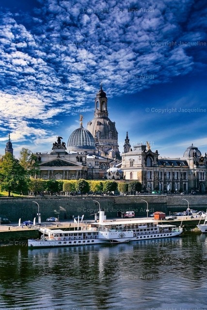 kalender12 | Fotografie Photography Dresden Photoshooting  Fotoshooting Fotografin Dresdencity Bilder  Foto Dresdenvideos Kalender Postkarten Bilderdownload Portrait Hochzeitsfotografie Familienfotos Bewerbungsbilder Studiofotografie Fotograf Dresdenbilder Business - Realisiert mit Pictrs.com