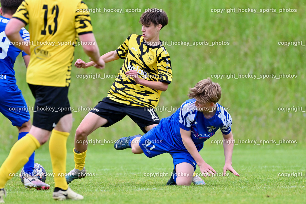 SV Wernberg vs. FC Faakersee | #12 Moritz Nico Prugger FC Faakersee, #11 Noah Moser SV Wernberg, SV Wernberg vs. FC Faakersee, SV Wernberg vs. FC Faakersee am 01.06.2024 in Wernberg (Sportplatz Wernberg), Austria, (Photo by Bernd Stefan)