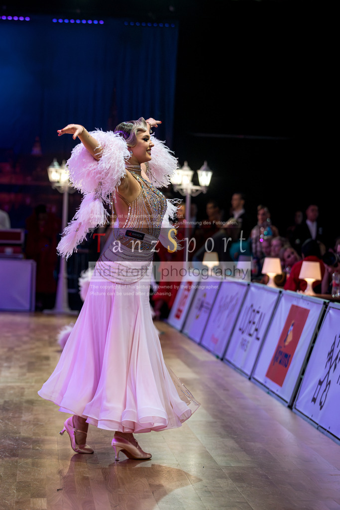 20251214_Baltic-Trophy_2921-2 | Tanzsportbilder, Standardtanz, Lateintanz, WDSF, DTV, LTVB, dancecomp, goc, hessen tanzt, blaues band der spree, walzer, tango, wiener walzer, slowfox, quickstepp, samba, rumba, cha-cha-cha, paso doble. jive, hd-kroft photography, turniertanzsport