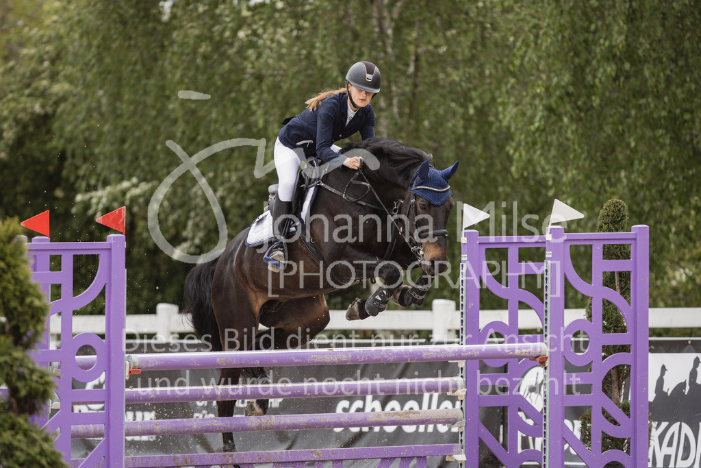 230520_MayDays_L-Spr-U25-433 | Deine schönsten Turniermomente als professionelle Fotos! Entdecke hochwertige Pferdesport-Fotografie im Online-Shop. Jetzt Fotos finden & bestellen!