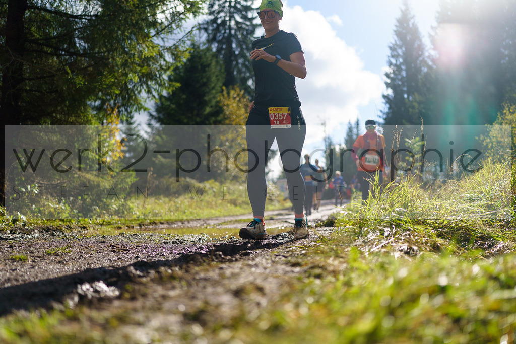 Herbstlauf 2024 | Rennsteig-Herbstlauf von Neuhaus am Rennweg nach Masserberg am 6. Oktober 2024