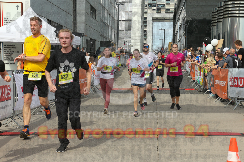 250920_1334_EX1_5570 | Sportfotografie im Rhein-Sieg Kreis, Köln, Bonn, NRW, Rheinland Pfalz, Hessen, etc. Unser Tätigkeitsfeld umfasst den Laufsport vom Volkslauf über den Marathon, Duathlon, Triathon bis zum Ultralauf wie Kölnpfad Ultra oder Schindertrail.