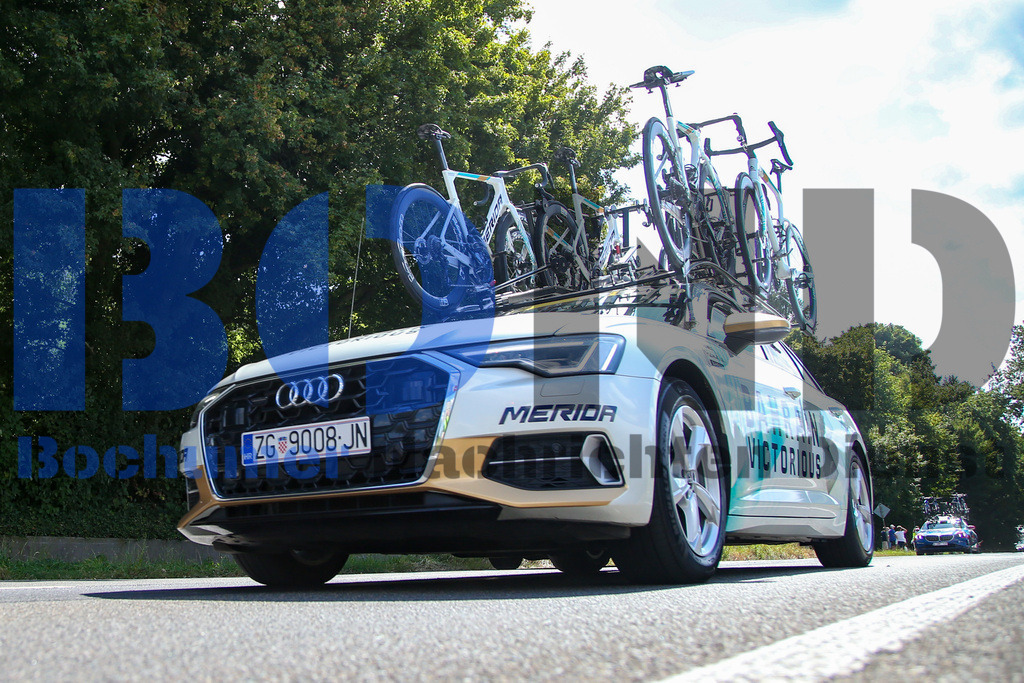 SES_DEUTOU20250821-45 | bond - Realisiert mit Pictrs.com