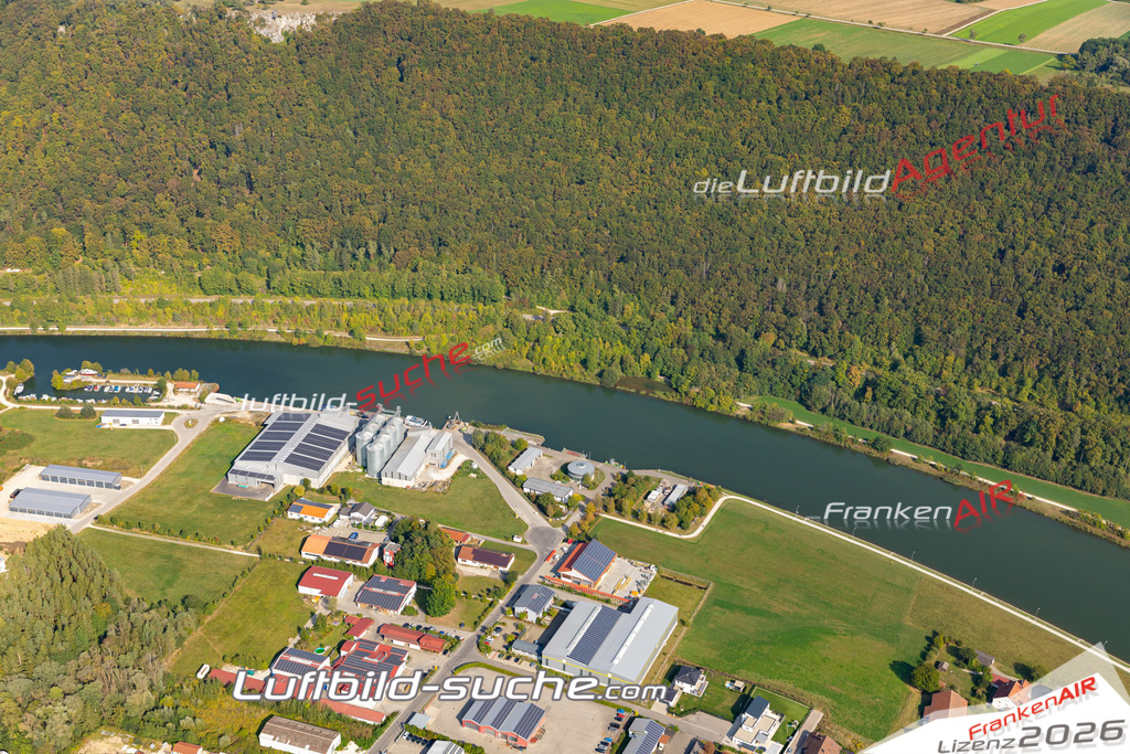 Aktuelles Luftbild von haidhof Riedenburg - Die Luftaufnahme wurde 2020 mittels UL-Flugzeug erstellt ( keine Drohne ) - hochauflösende Kamera-Systeme von  Canon -Beste Qualität - Für grossformatige Ausdrucke geeignet. Die Geschenkidee !