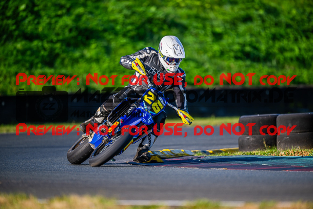 MaZZes_FotoMatrix_230930_1362 | UE40