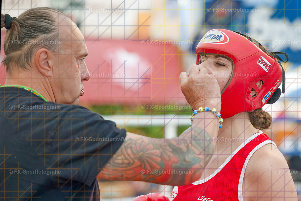 Boxkampf Frauen 03 | Sportfotos und Eventgalerien von FX-Sportfotografie: Fußball, Basketball, Futsal, American Football und weitere Sportarten ansehen und direkt bestellen. - Realisiert mit Pictrs.com