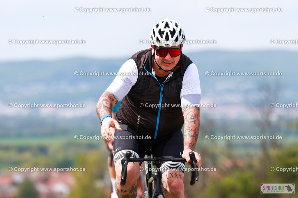 104_AR6_2042 | Neusiedlersee Radmarathon 2026@sportshot_your_pictrs #yourpictures#roadtowm2029 #nrm #neusiedlerseeradmarathon #neusiedlersee #neusiedlerseetourismus #burgenland #mörbisch #nrm26 #burgenlandtourismus #voglundco #poweredbyburgenlandtourismus #radsport #rad #marathon #ucigranfondo #visitburgenland #ucigranfondoworldseries