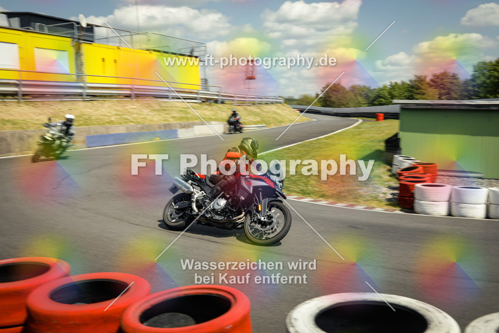 OBK_Mai_Justin_Uwe-11003 | Hier findet Ihr Bilder von Touristenfahrten auf der Nürburgring Nordschleife oder von anderen Veranstaltungen die ich besucht habe. Viel Spass beim Durch Schauen 
