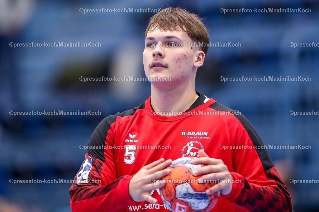 Gum25032501101 | 25.03.2025, Handball, European League - Play-Offs, VfL Gummersbach - MT Melsungen, Schwalbe-Arena: Jason Wilfer (MT Melsungen #5) 