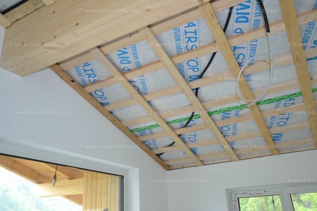 bib-lg13-holzbau-ausbau-0161 | Nach LV-Leistungsgruppen sortierte Detailfotos über den Bau eines Hauses. Alle Hausbau-Bilder direkt vom Urheber und Autor der Website Haus-Selber-Bauen.com