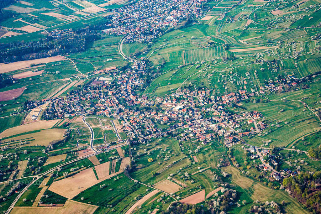 Luftbild: Ortsansicht von Süden im Ortsteil Ottenhausen in Straubenhardt im Bundesland Baden-Württemberg in Deutschland. Foto: IMG_17689.jpg vom 12.04.2009 durch Werner Riehm/FLY-FOTO.de