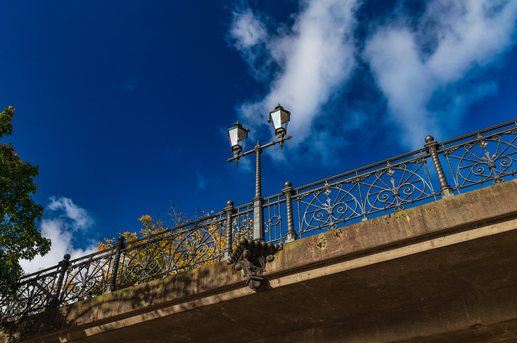 2024_10_22_HH-ALTONA-HERBST_MCP3521 | Hochwertig gedruckte Fotografien für die Wand, als Kalender und zum Verschenken. Hamburg & Norddeutschland und überall wo ich mit der Kamera unterwegs war.
