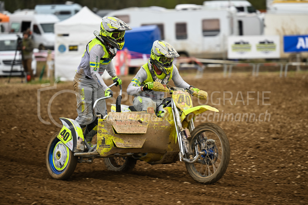 Motocross Schlatt bei Winterthur - 30. April 2023 | #40 Schlienger Dominik / Intlekofer Daniel aus Wegenstetten (CH) auf WSP Yamaha in der Kategorie Seitenwagen am Motocross Schlatt bei Winterthur, 30. April 2023. 
Instagram: @mx_schlatt | @mc_wila | @sam_schweiz
Bild: Sportfotografie Markus Aeschimann | www.markus-aeschimann.ch - Realisiert mit Pictrs.com